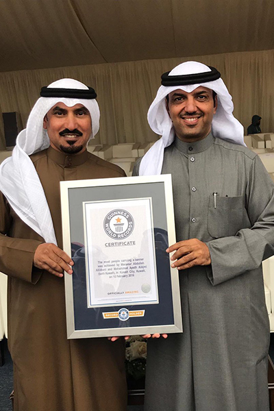 اضغط لمشاهدة الفيديو: الكويت تدخل موسوعة غينيس بأطول علم في العالم
